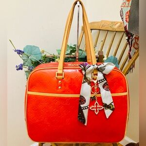 Louis Vuitton Sutton